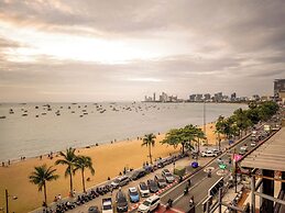 Cloudotel Walking Street Pattaya