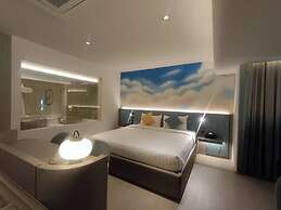 Cloudotel Walking Street Pattaya