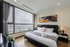 Apartment in Landmark-Vinhome.CTP by Yen