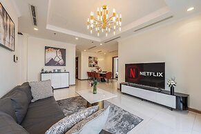 Apartment in Landmark-Vinhome.CTP by Yen