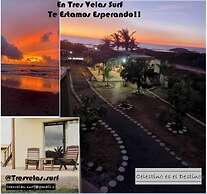 Tres Velas Surf