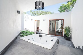 Private Bungalow Cajititlan Pool