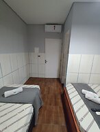 Hotel anoitecer