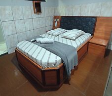Hotel anoitecer