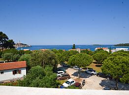 Classic and Elegant Rovinj Apartments With Balcony