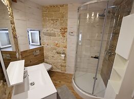 Urban and Upscale Homes Rovinj Old Town