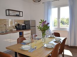 Lush and Sweet Escape Apartments