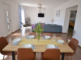 Lush and Sweet Escape Apartments