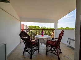 Calm and Stylish Rooms With Balcony