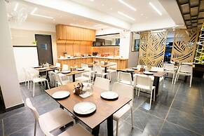 Sunrise Business Hotel