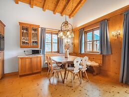 Exclusive Chalet in Kitzbuhel, on the ski Slope