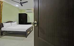 Goroomgo LA GRACE Suit Bhubaneshwar