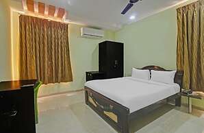 Goroomgo LA GRACE Suit Bhubaneshwar