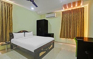 Goroomgo LA GRACE Suit Bhubaneshwar
