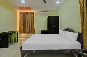 Goroomgo LA GRACE Suit Bhubaneshwar