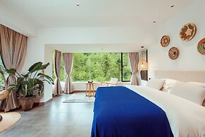 Sanchunli Meng Resort Hotel