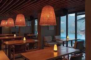 Sanchunli Meng Resort Hotel