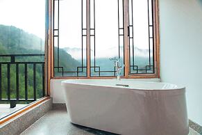 Sanchunli Meng Resort Hotel