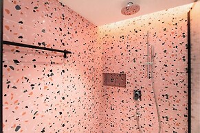 Sanchunli Meng Resort Hotel