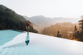 Sanchunli Meng Resort Hotel