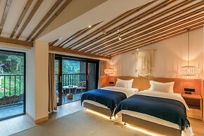 Sanchunli Meng Resort Hotel