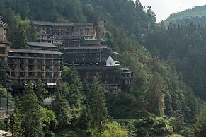 Sanchunli Meng Resort Hotel