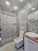 Two bedroom with balcony and terrace