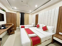 Hotel SRK - near Temple