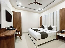 Hotel SRK - near Temple