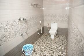 Misty Night Jungle Side Resort