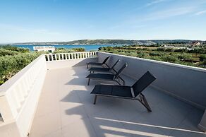 Beachfront Villa Mihovil With Direct Beach Access