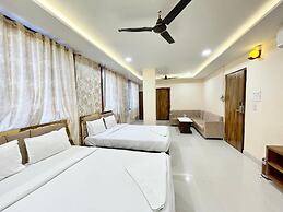 Hotel Rudra - near Ghats and Temple