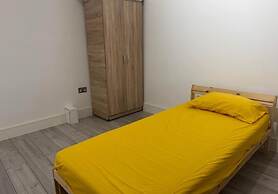 Enchanting 4-bed House in Enfield