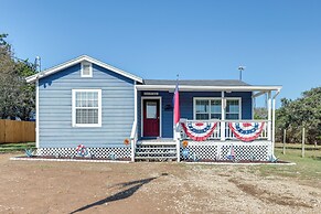 Peaceful Canyon Lake Retreat at Casa del Lago!