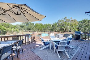Peaceful Canyon Lake Retreat at Casa del Lago!
