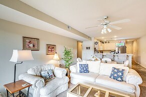 Lakefront Osage Beach Condo w/ Water-view Balcony!