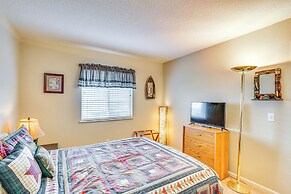 Lakefront Osage Beach Condo w/ Water-view Balcony!