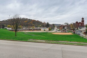 3 Mi to Dtwn: Covington Getaway w/ Backyard