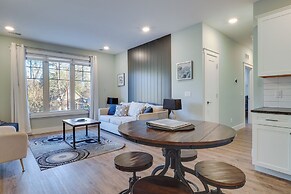 Walk to Shops on Front Street: Traverse City Condo