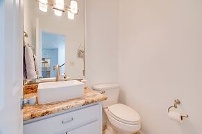 Dock & Outdoor Entertainment: Home on Lake Conroe