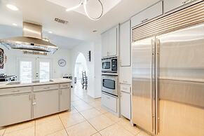 Dock & Outdoor Entertainment: Home on Lake Conroe