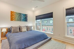Near Downtown: Luxury Townhome in Bentonville!