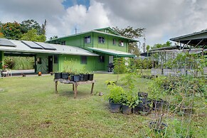 4 Mi to Ocean: Quiet Keaau Apartment