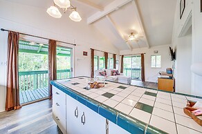 4 Mi to Ocean: Quiet Keaau Apartment