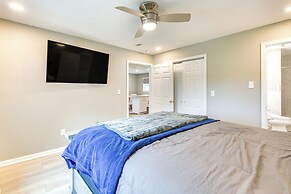 5 Mi to Victoryland Casino: Secluded Home w/ Deck!