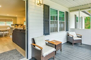 5 Mi to Victoryland Casino: Secluded Home w/ Deck!