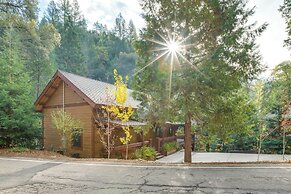 Bear Lodge, Waterfront Cabin Sutter Creek