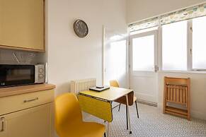 Host Stay Chatsworth Court Apartment