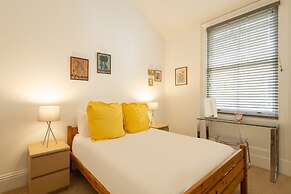 Host Stay Chatsworth Court Apartment