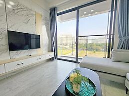 Cardinal Court Apartment